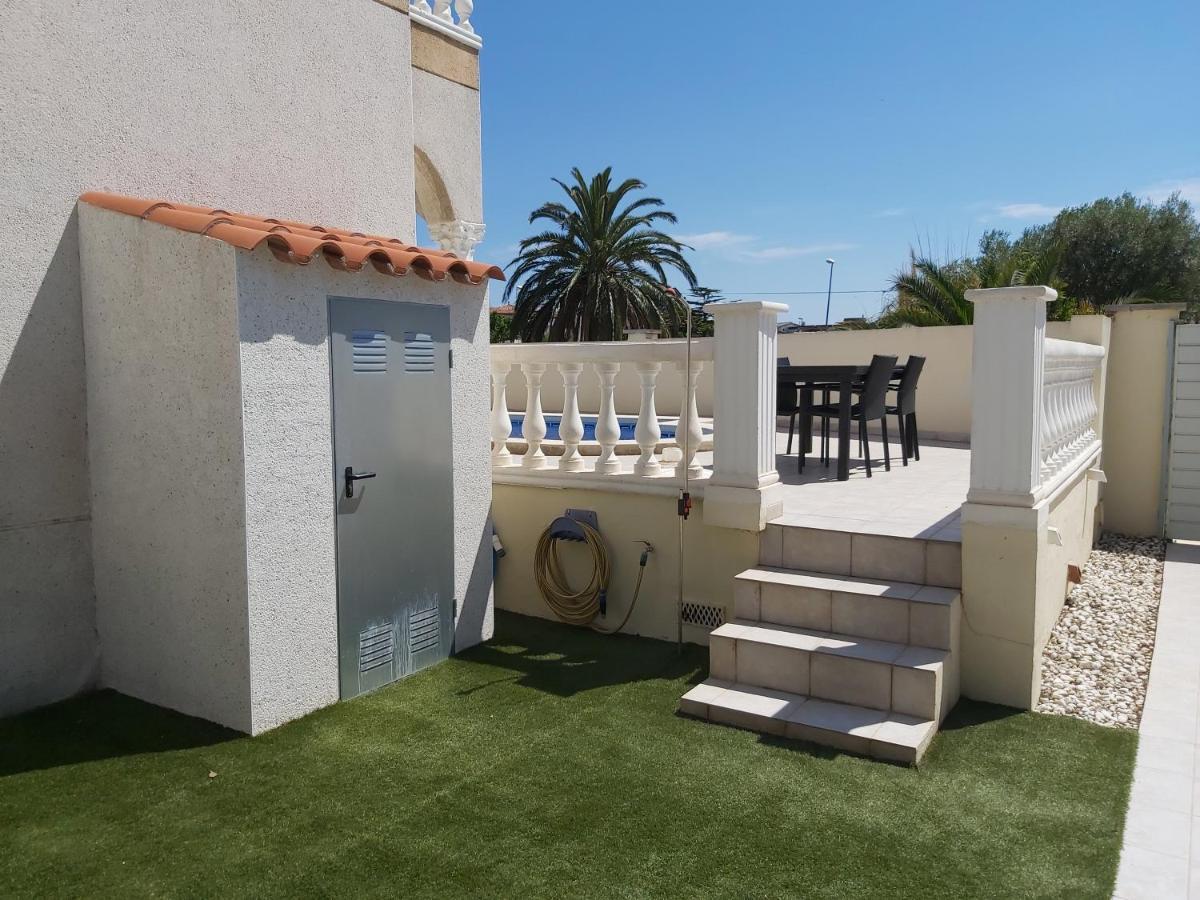 Villa Casa Amb Piscina Privada à Empuriabrava Extérieur photo