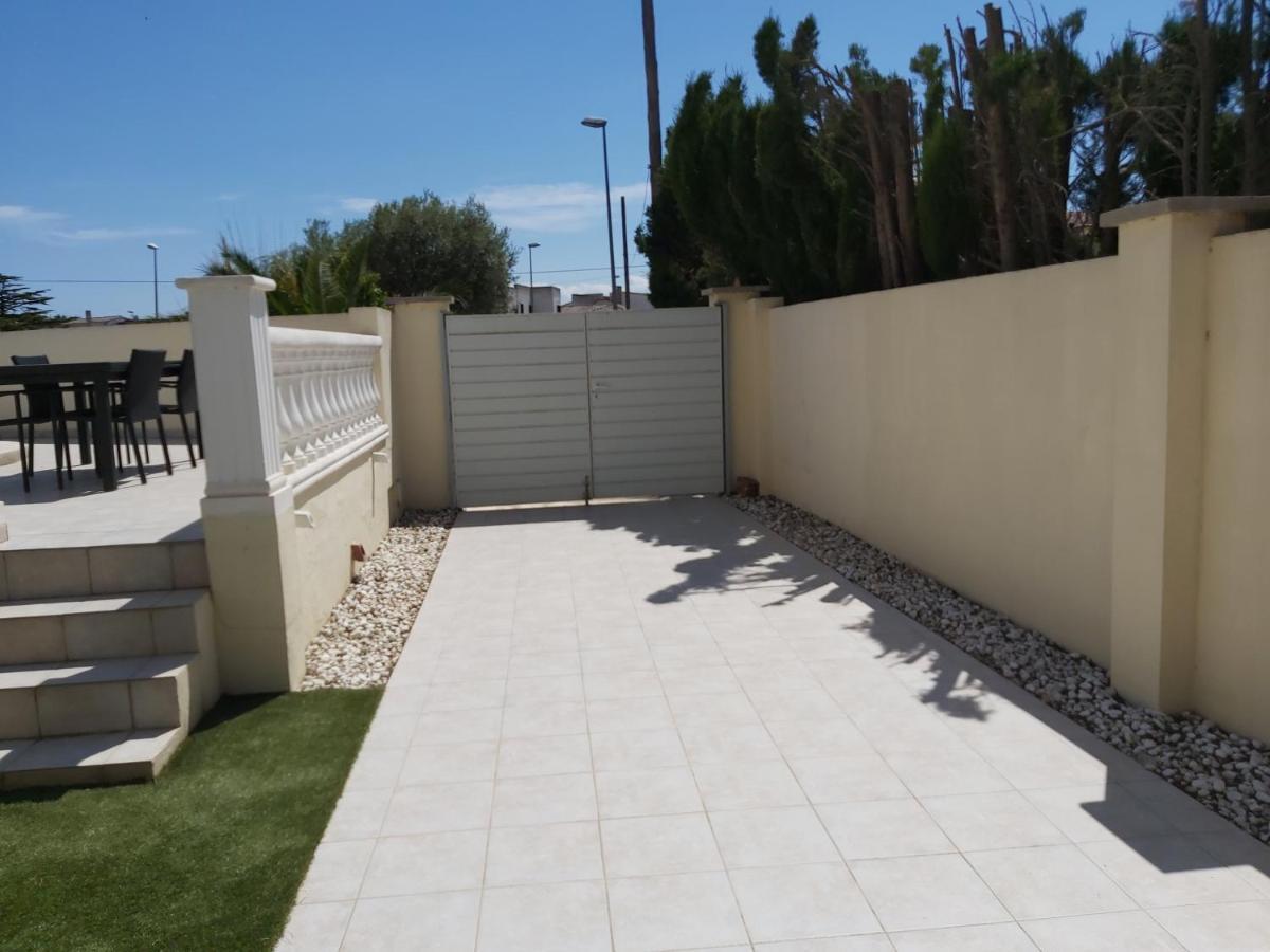 Villa Casa Amb Piscina Privada à Empuriabrava Extérieur photo